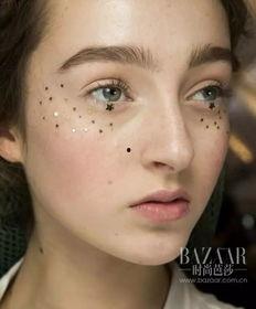 圆脸阿秋吃瓜,揭秘娱乐圈那些不为人知的幕后故事