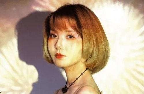 重庆网红阿沁近况,转型成功，多领域发展备受瞩目