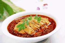 日照网红口水鸡是谁,日照美食新宠，谁主沉浮？