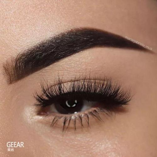 眉毛稀疏的女明星