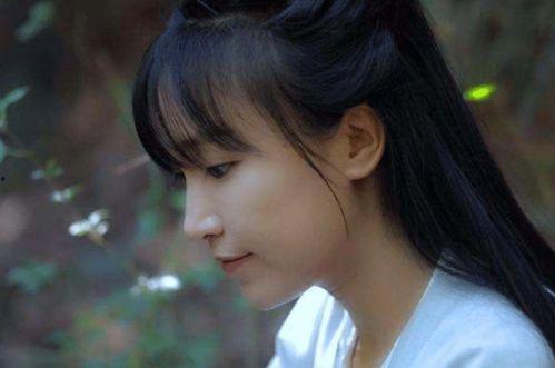 网红小桃剧情视频,网红逆袭之路，揭秘幕后辛酸与辉煌